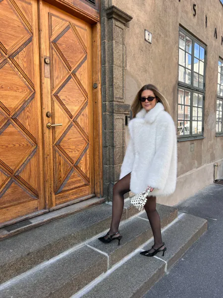 Hovedbilde MAYA FAUX FUR White