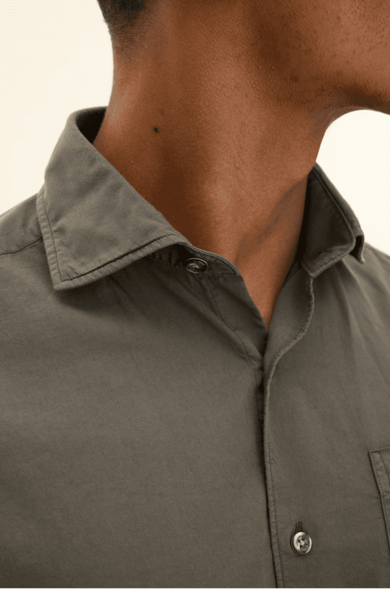 REGULAR FIT TWILLSKJORTE Tree Green