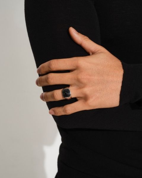 Hovedbilde CUSHION RING Black Larvikite